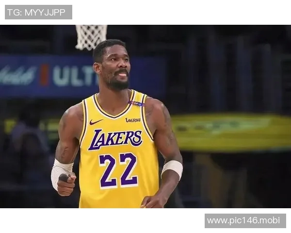 艾顿怒怼詹姆斯！有种就让湖人交易我，不要忘了我是东契奇的人